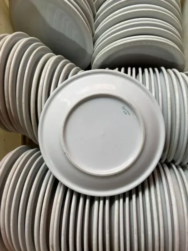Pratos de sobremesa porcelana 