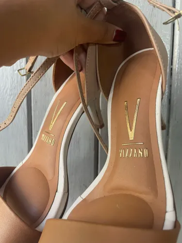 Sapato feminino salto Vizzano
