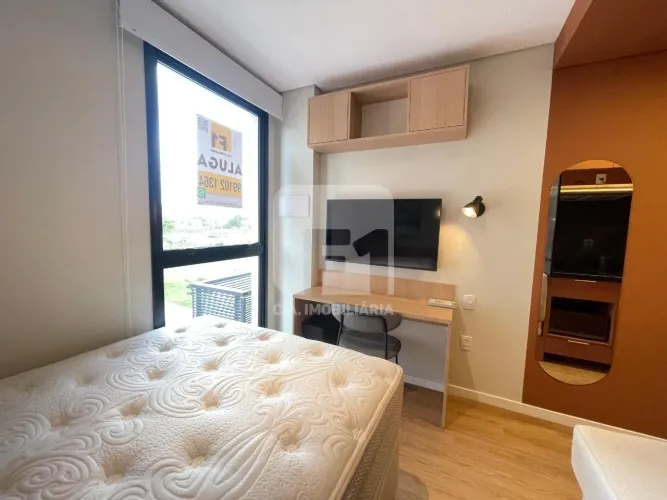 Studio mobiliado na Trindade