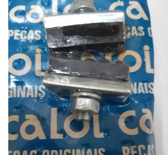 Sapata de freio original CALOI estoque antigo. 4 unidades