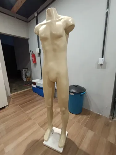 Manequim Masculino