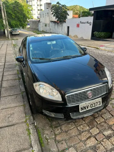 Fiat Linea LX 1.9/ 1.8 Flex 16V 4P 2011