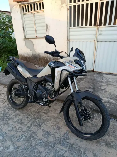 Sahara 300 Adventure 2026