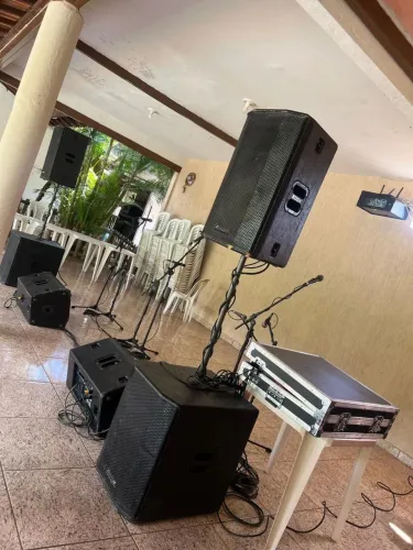 Caixas de som e outros