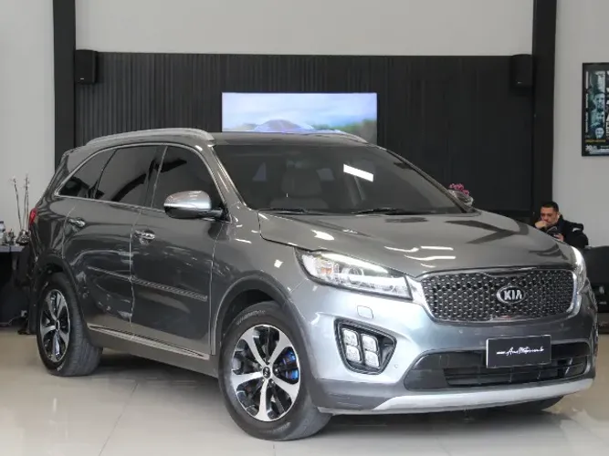Kia Motors Sorento 3.3 V6 24V 270cv 4X2 Aut. 2016