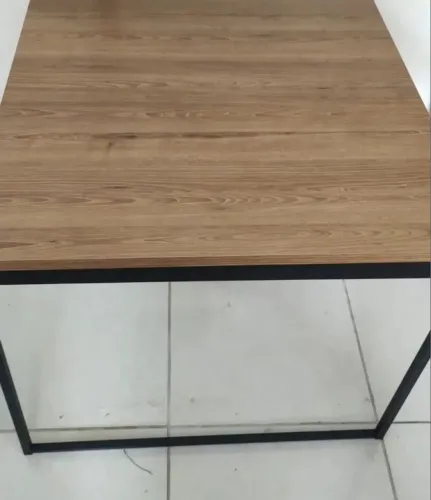 Vendo essa mesa