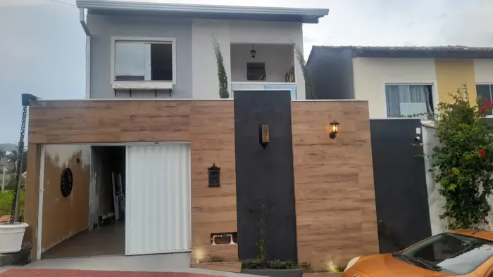 Vendo lindo Duplex no Bairro Fátima Cidade Jardim - Guarapari - ES