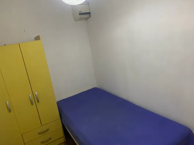 Bi Cama box solteiro com colchão ótimo estado