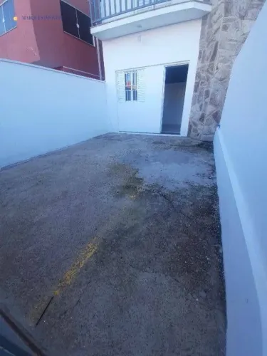Casa com 2 dormitórios para alugar, 80 m² por R$ 2.400,00/mês - Centro - Louveira/SP