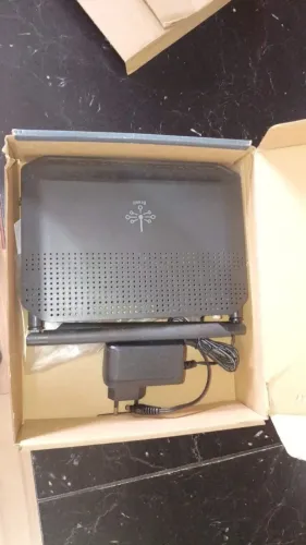 Modem ONU GPON FiberHome HG6143D Dual Band Wi-Fi AC1200 Gigabit (com fonte)