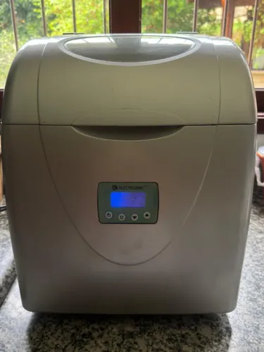 Máquina de gelo portátil Elettromec 