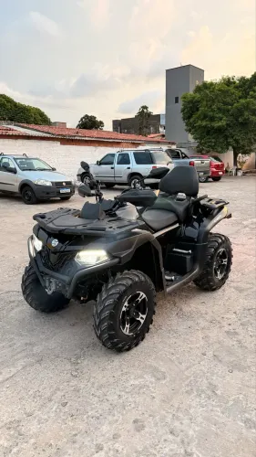 Quadriciclo CFORCE 625 4x4 - Ano 2022