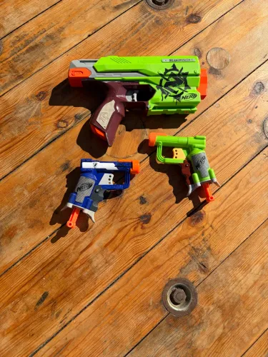 Kit Nerf com 5 dardos 