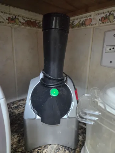 Máquina raspadinha de gelo 