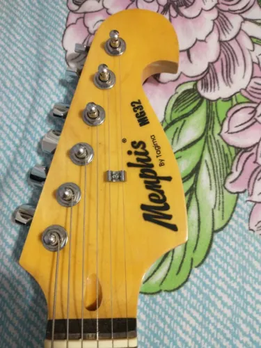Guitarra Membphis Tagima MG32