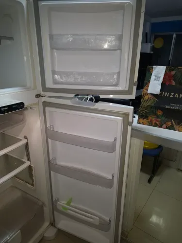 Geladeira consul 382L