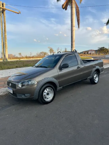 Fiat Strada Trekking 1.4 MPI Fire Flex 8V CS 2012