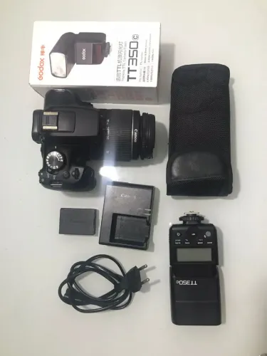 Máquina fotográfica profissional Canon Eos Rebel T6