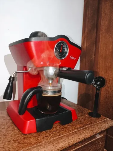 Cafeteira oster importada 220 V completa