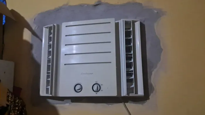 Ar condicionado 10mil btu já lavado pronto pra uso