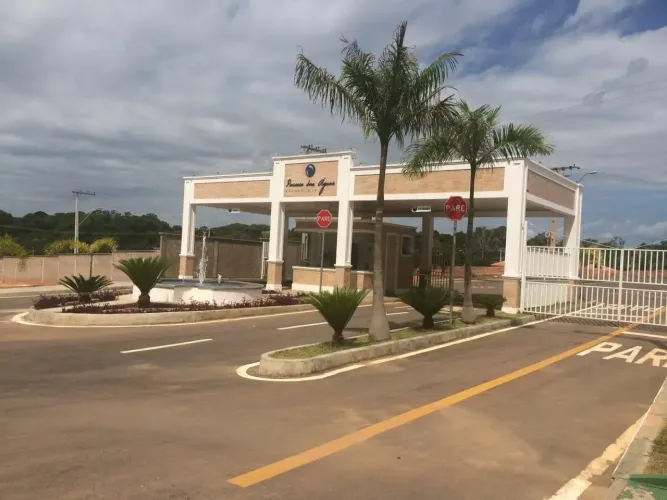 Condomínio Passeio das Águas Lote 300m2 A Vista R$70 Mil