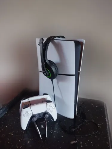 Playstation 5 slim com leitor