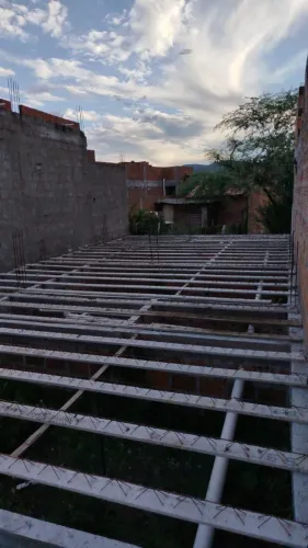 TERRENO 6x27 NO JEQUIEZINHO - PRÓX. AV. SENHOR DO BONFIM - R$ 60 mil
