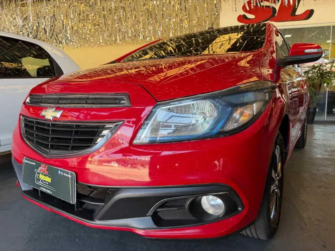 Chevrolet Onix Hatch LTZ 1.4 8V Flex Power Aut. 4P 2015