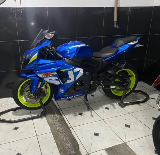 Gsxr 1000 moto gp