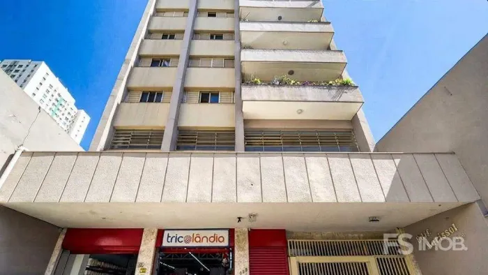 Apartamento à venda no Centro de Londrina - 230m², 2 quartos com suíte master - Ed. Mirass