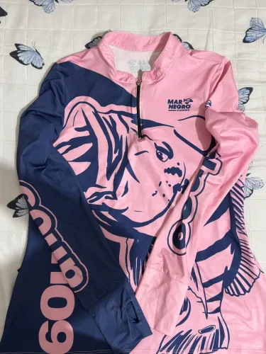 Blusa de pesca feminina mar negro