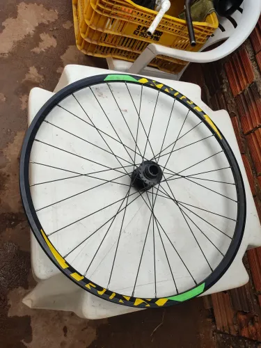 Peças de bike e moto