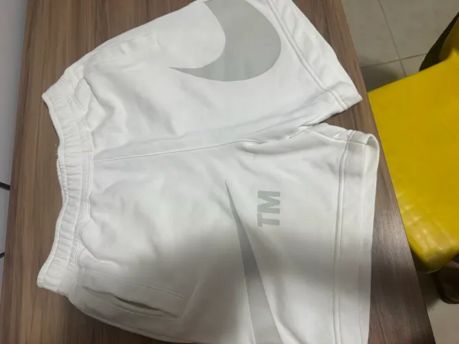 Shorts Adidas e Nike