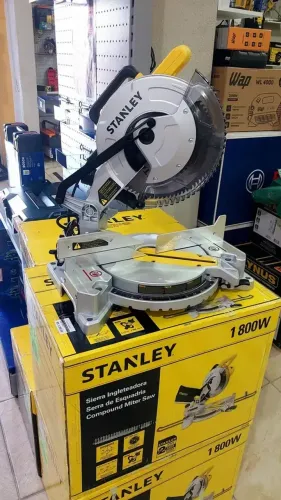 Esquadria com disco para alumínio 10" 1800w Stanley
