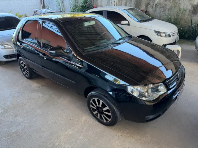 Fiat Palio Celebration 1.0 Fire Flex 8V 4P 2015