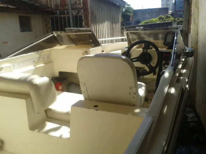 Lancha cobra canguru 17 pés + motor