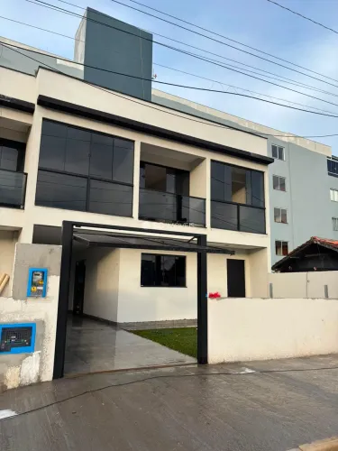 Sobrado a 300m do Mar Ingleses Norte