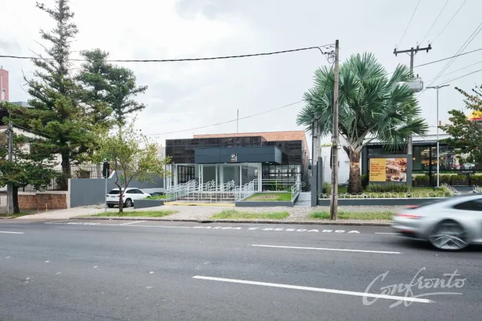 Loja Av. Anita Garibaldi - Ahú
