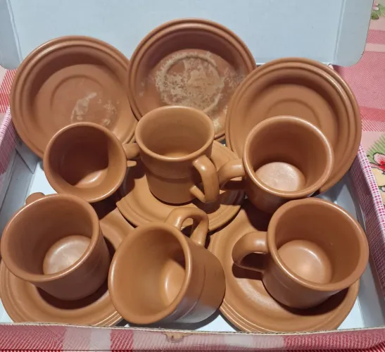 Antigo Jogo De 6 Xícaras De Café Com Pires Cerâmica Rústica Vila Rica - 12 Peças