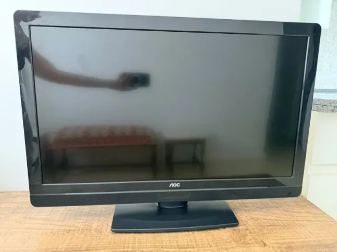 TV Led AOC 32? - não é Smart