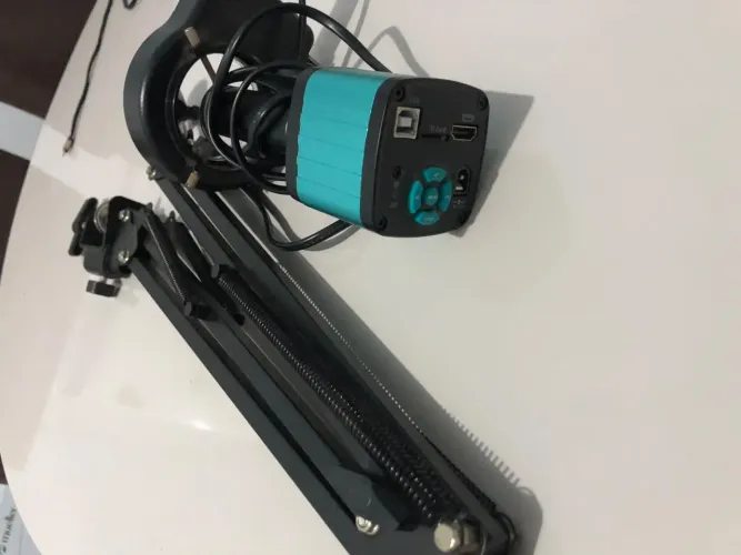 Microscópio digital com zoom óptico em 4k