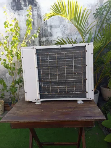 vende- ar condicionado 9000 BTUs BTUs em bom estado