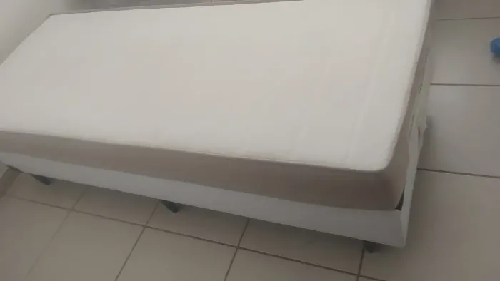 CAMA BOX + COLCHÃO ORTOBOM - Pouquíssimo uso!