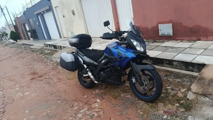 Vendo Bros 160 e uma Suzuki vstron DL 1000
