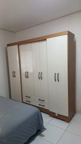 GUARDA ROUPA 