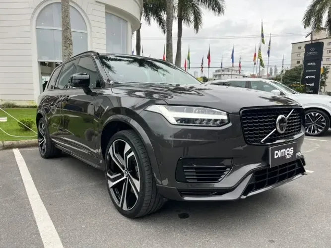 Volvo XC-90 T-8 Ultim. Dark 2.0 AWD (híbrido) 2024