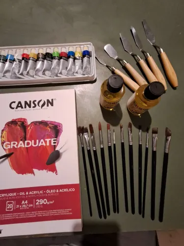 KIT DE PINTURA A ÓLEO ( USADO)