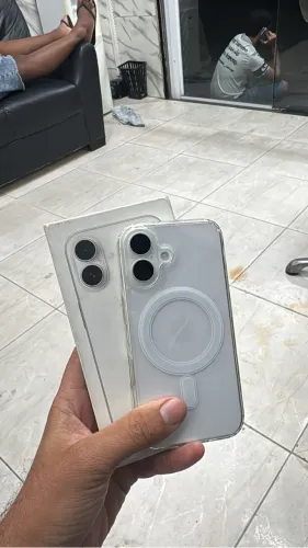iPhone 16 128gb