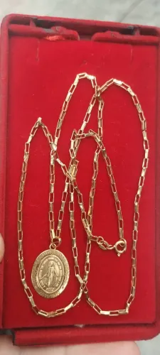 Corrente de ouro 18k tamanho grande vendo ou troco valor pra vender logo 2.500