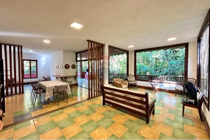 Casa à venda - Condomínio Iporanga - Guarujá - SP